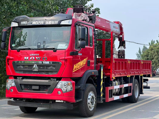 HOWO 4×2 changxing 8T Telescopic Boom Crane