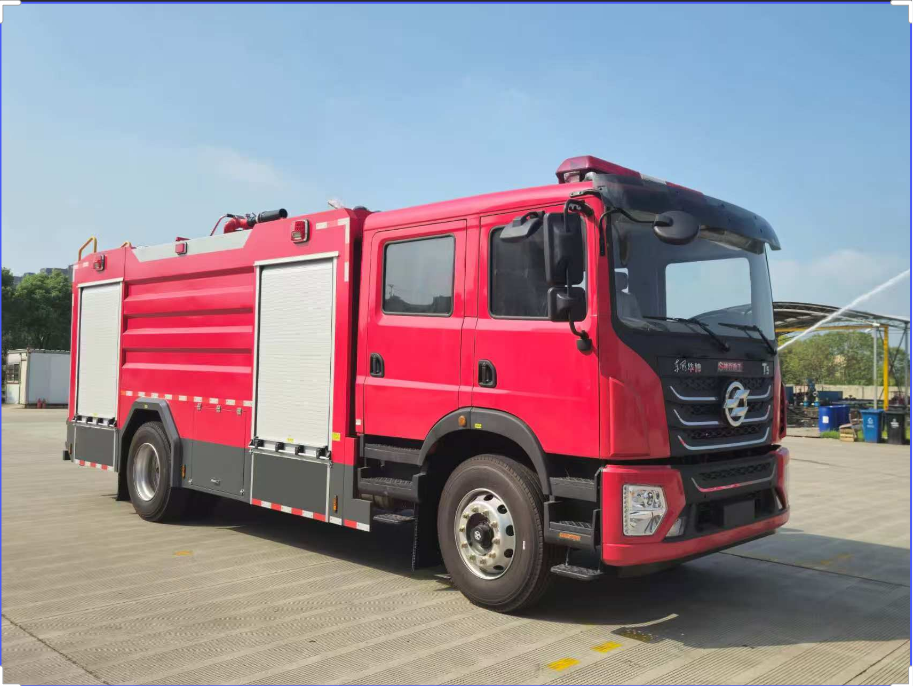 Dongfeng 10-Cubic-Meter Foam Fire Truck