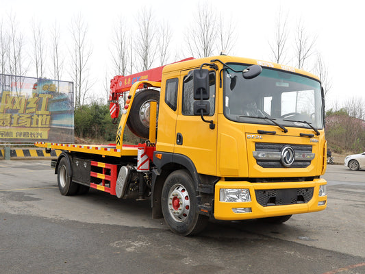 Dongfeng Dolica D9 6.8 meter equipped with a 5-ton straight boom crane tow truck