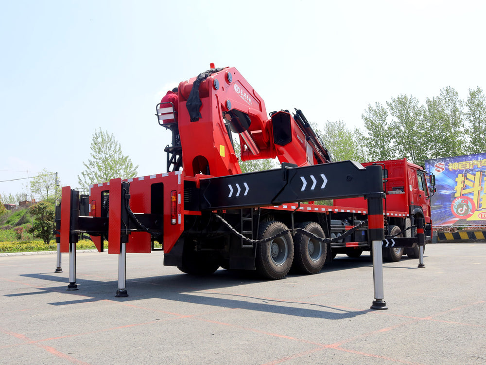 Howo 8x4  Changxing 110-ton Knuckle-Boom Truck-Mounted Crane