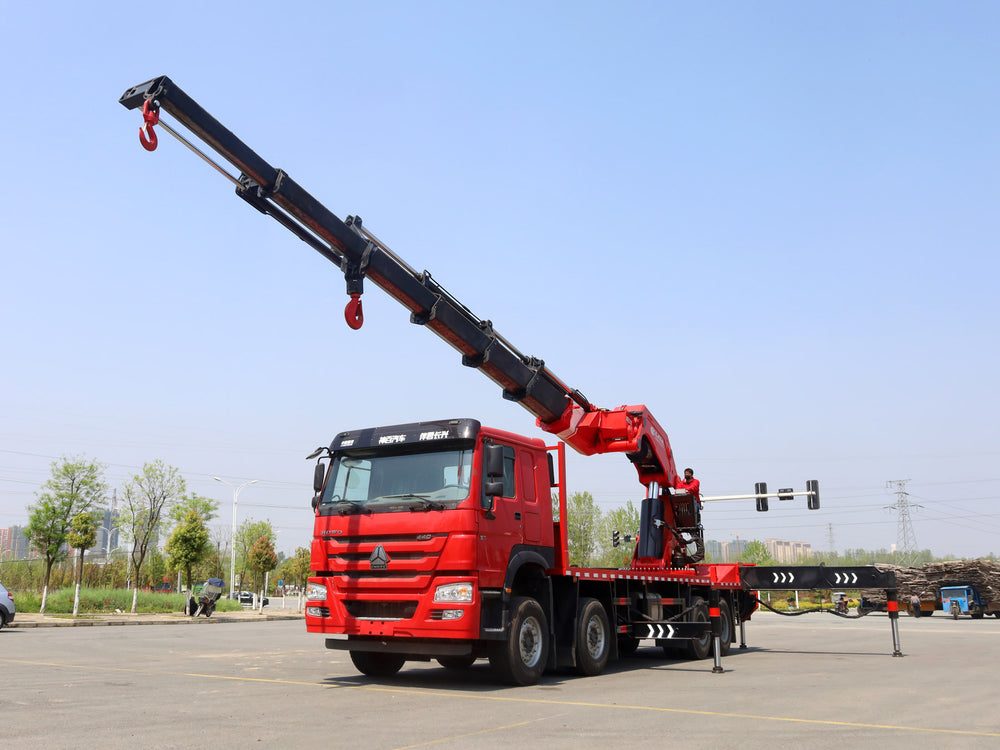 Howo 8x4  Changxing 110-ton Knuckle-Boom Truck-Mounted Crane