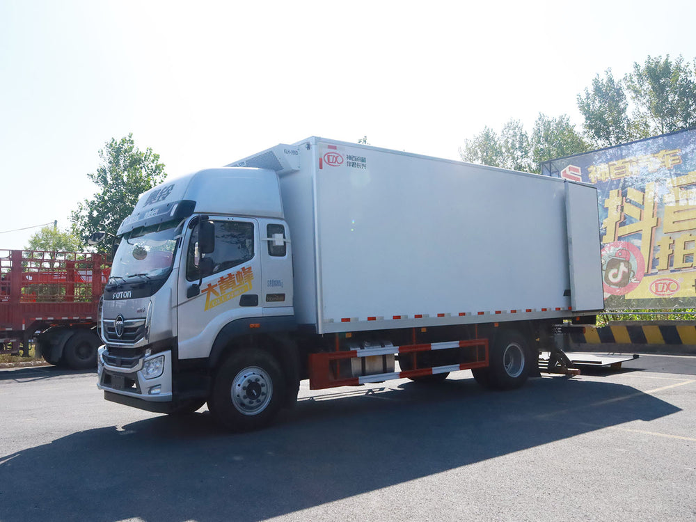 Foton Aoling 5.2-meter extended refrigerated truck