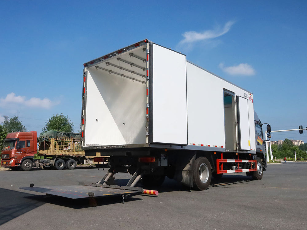 Foton Aoling 5.2-meter extended refrigerated truck