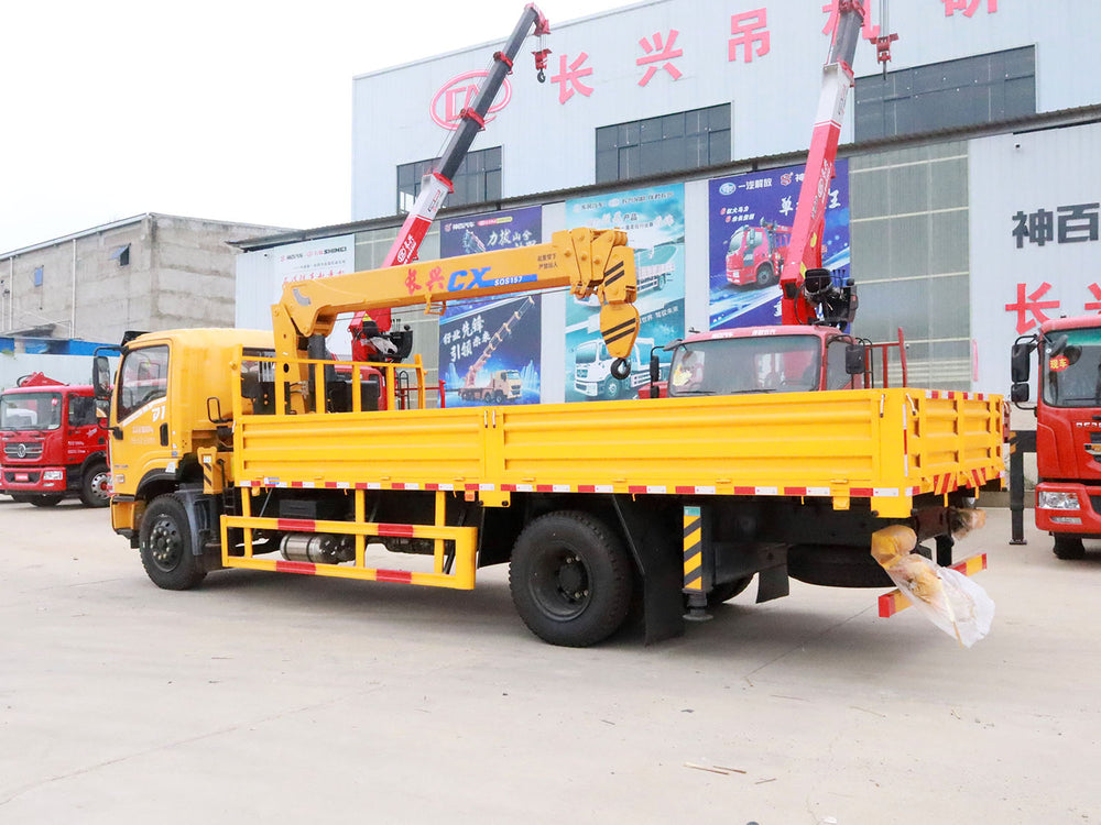Dongfeng Changxing D1 6.3-ton straight boom crane