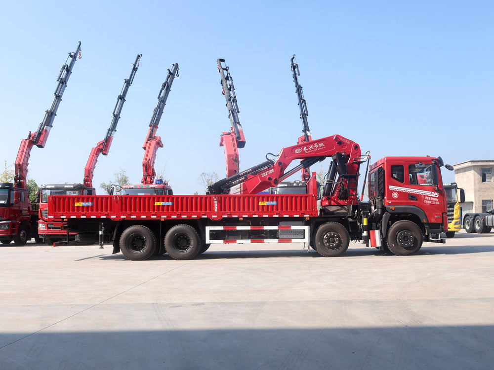 Dongfeng Huashen DV5 8x4 Changxing 35-ton Knuckle Boom Crane