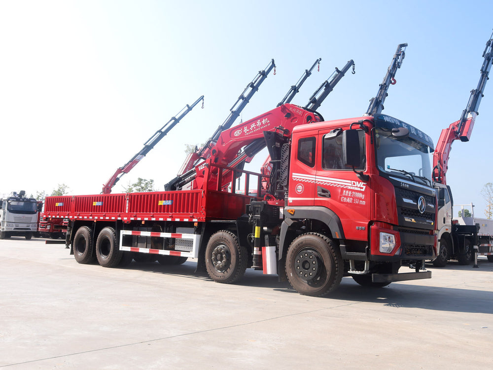Dongfeng Huashen DV5 8x4 Changxing 35-ton Knuckle Boom Crane