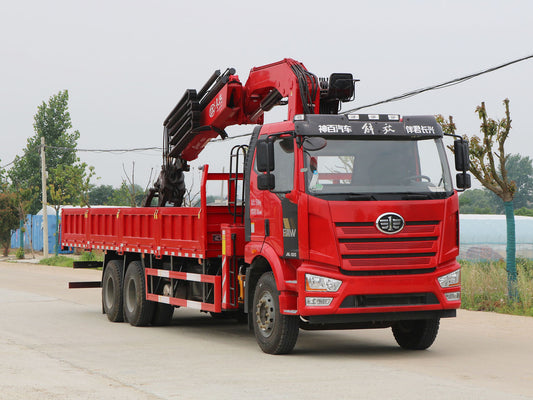 Jiefang J6L 6*4 Changxing 16-ton Knuckle Arm Crane