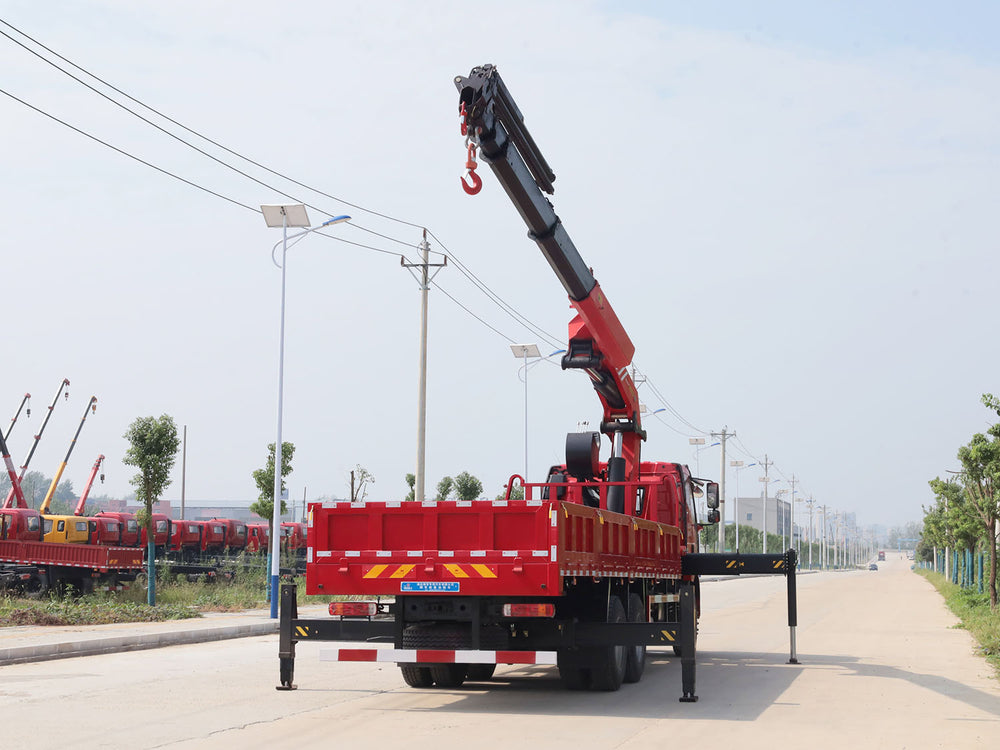 Jiefang J6L 6*4 Sany 25-ton knuckle boom crane