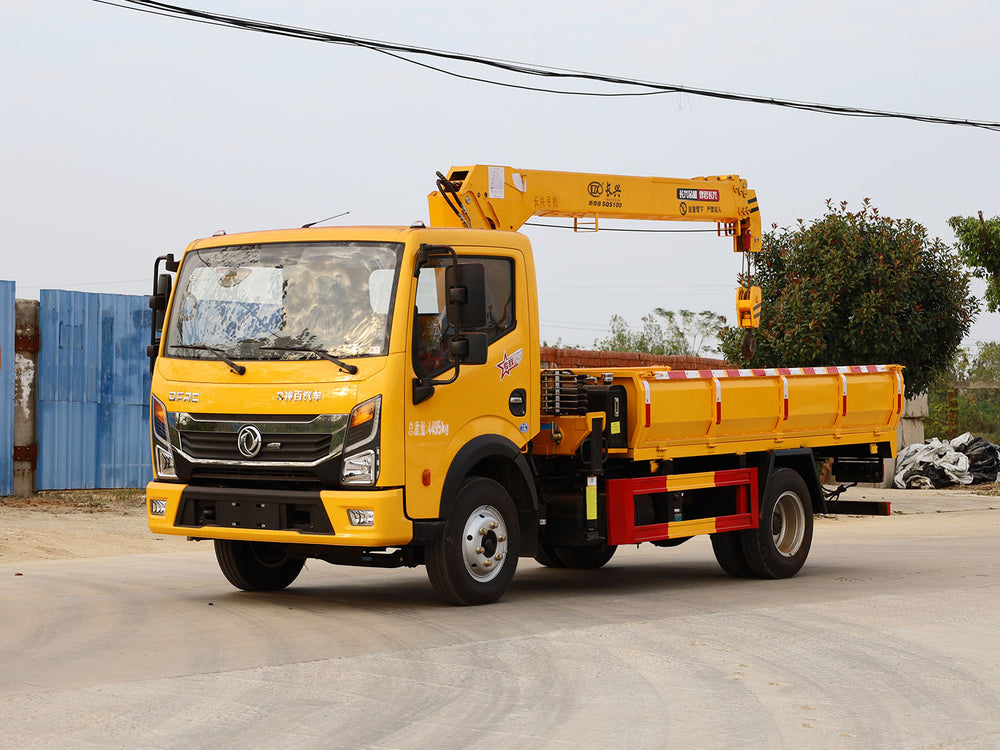 Dongfeng Dolica D6-N Changxing 4-ton Straight Boom Truck Crane