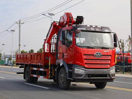 Jiefang J6L Changxing 10-ton Knuckle Arm Truck Crane