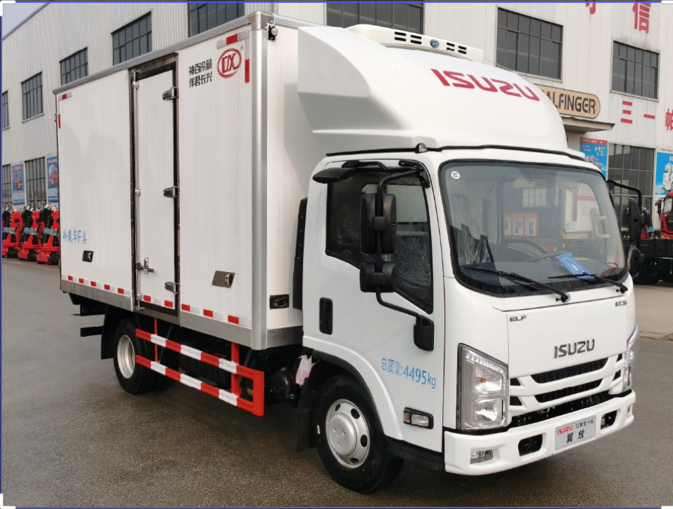 Isuzu 4.2-meter 5 ton refrigerated truck