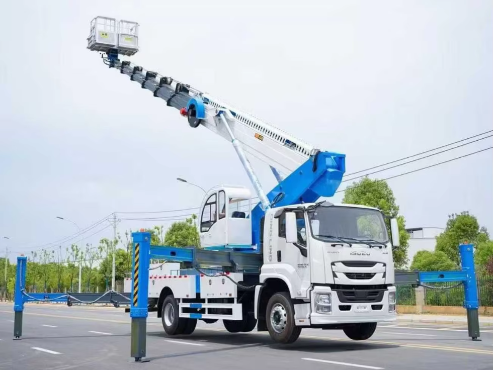 Isuzu 45-meter aerial work platform truck - factory direct sales