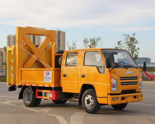 JiangLing 4x2 anti-collision buffer truck