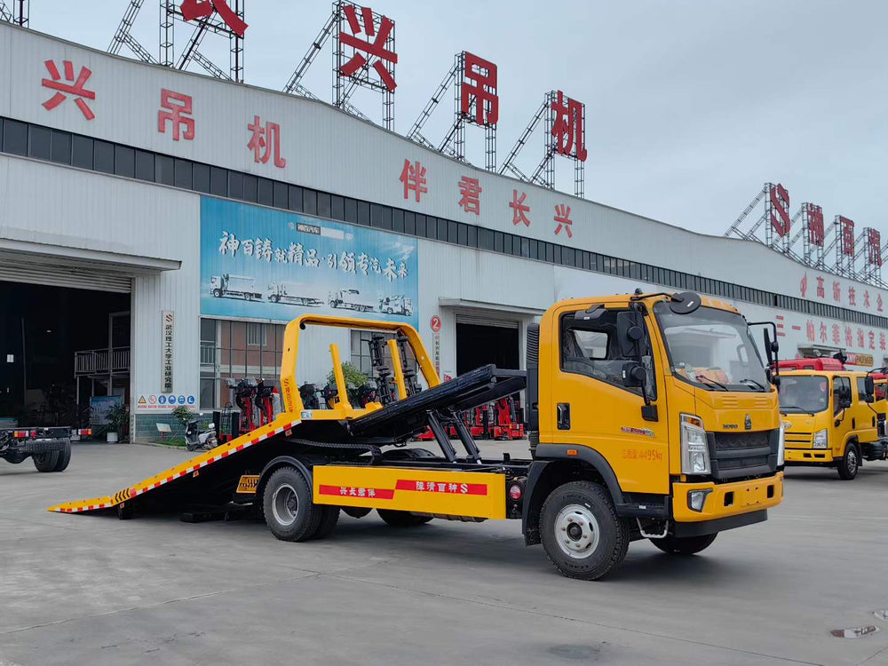Howo 5.8-meter one-tow-two tow truck