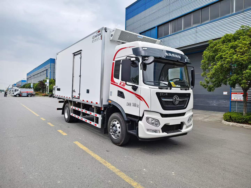 Dongfeng 290 horsepower 6-meter refrigerated truck