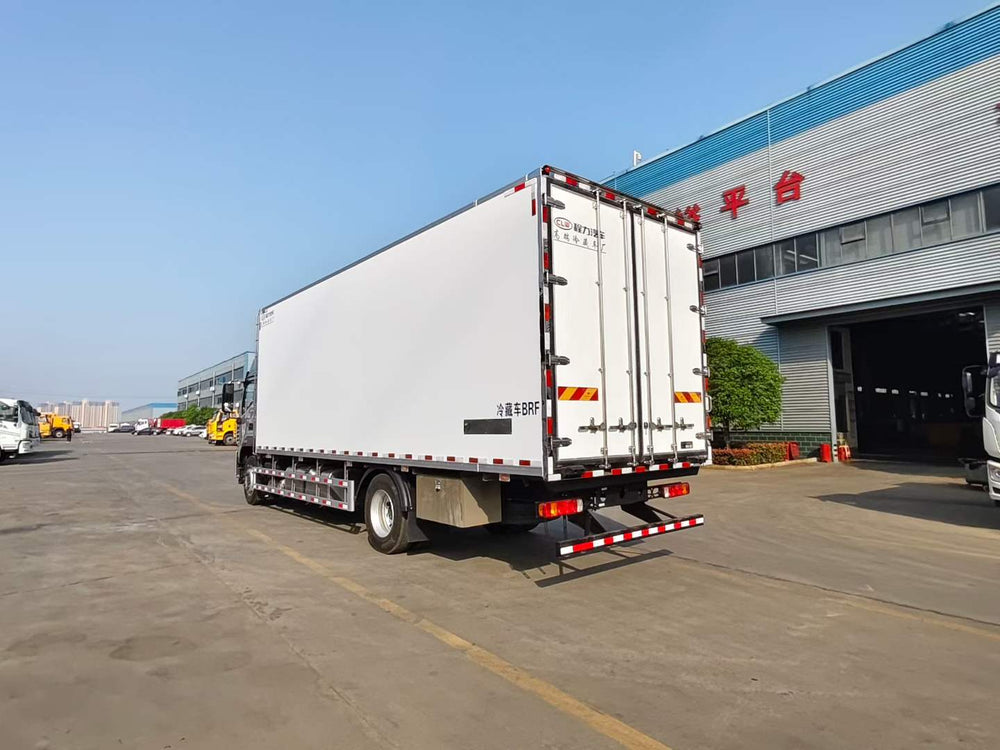 Foton Auman Planetary 300hp 7.8m Refrigerated Truck