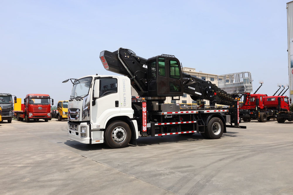 Isuzu 45-meter aerial work platform