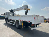 Dongfeng 8-ton straight boom truck-mounted crane