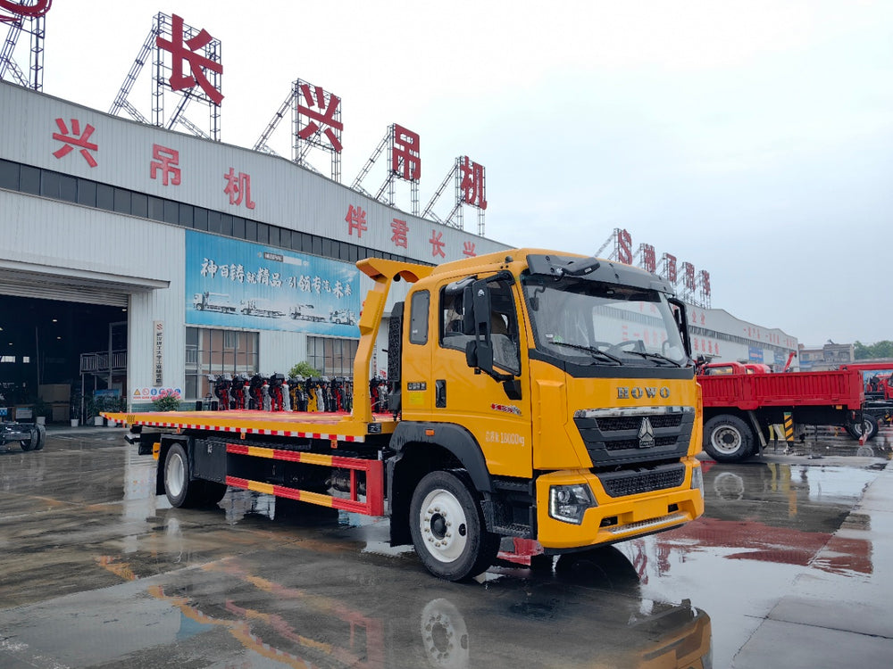 Sinotruk Howo 8.2 meter Wrecker Truck