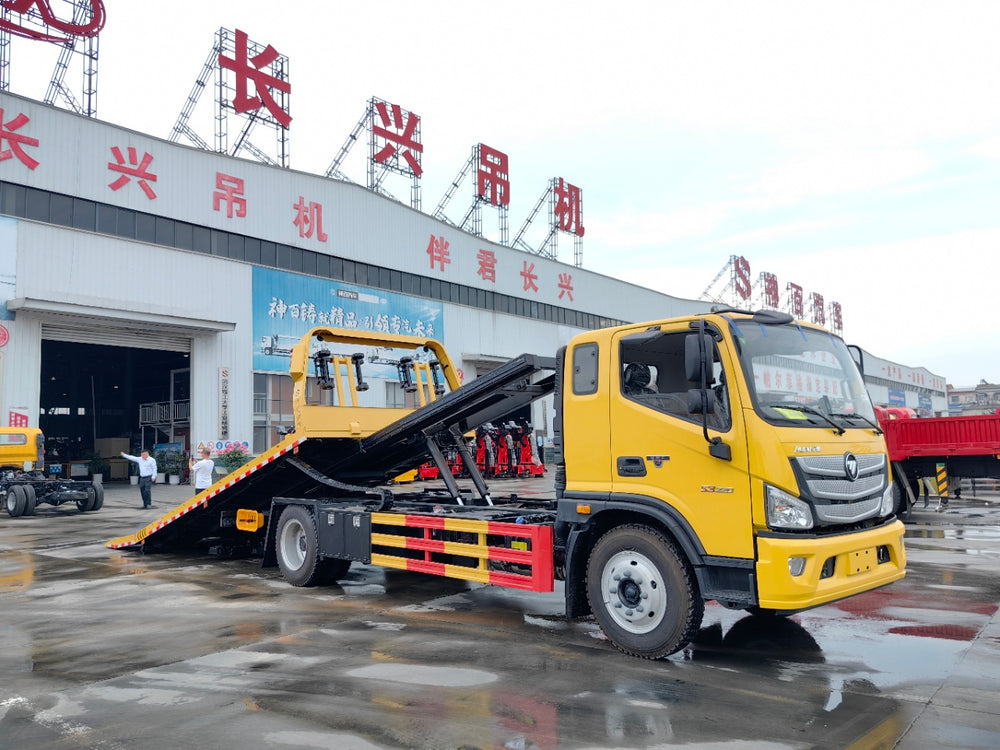 Foton Aumark 1-to-2 Wrecker Truck