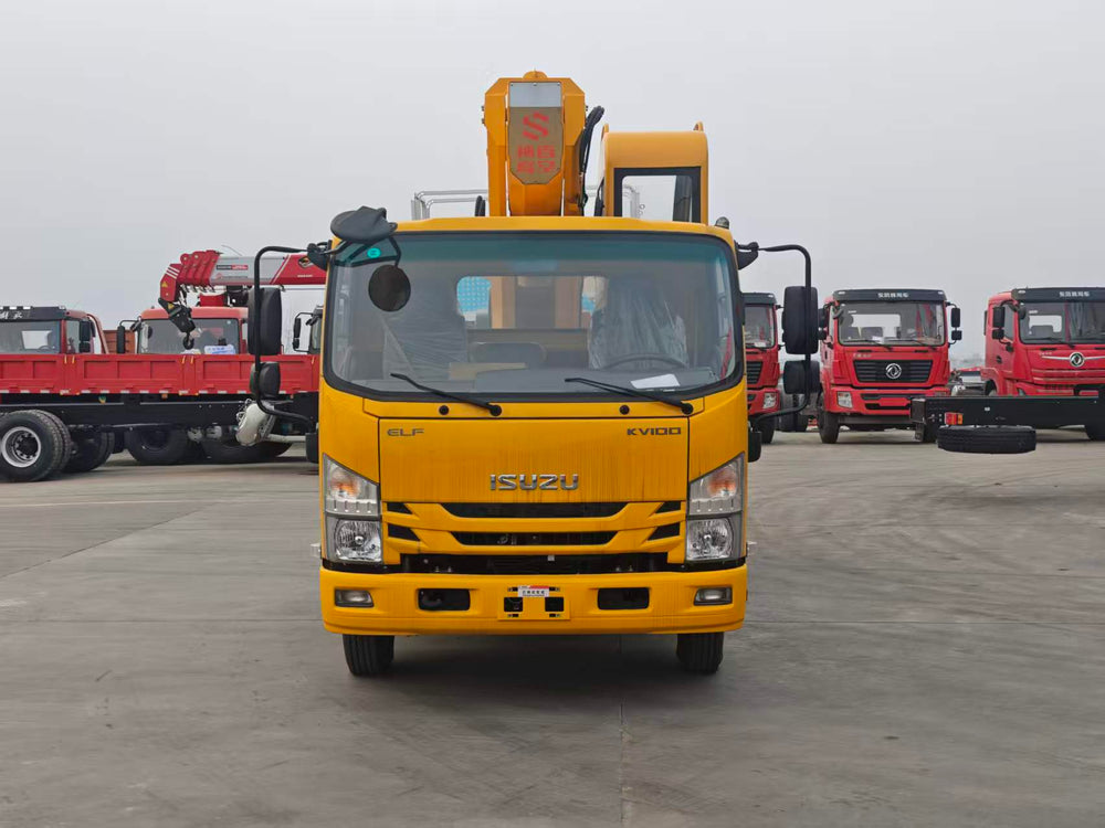 Isuzu 32-meter aerial work platform
