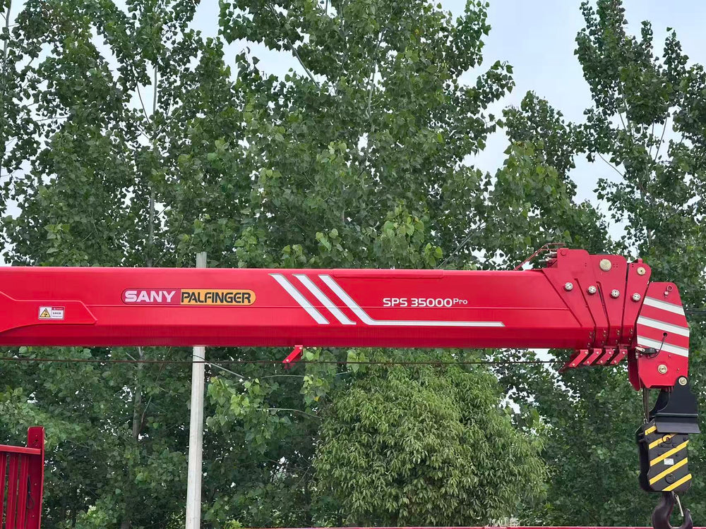 Sinotruk Howo Sany 14-ton 5-section boom truck crane