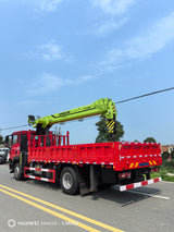 Sinotruk Howo Zoomlion 8-ton 5-section boom truck crane