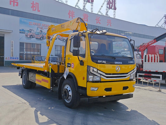 Dongfeng Dolica 5.6 meter crane-equipped wrecker truck