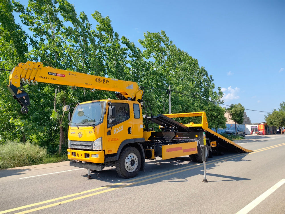 Jiefang 6.2 meter crane Wrecker truck