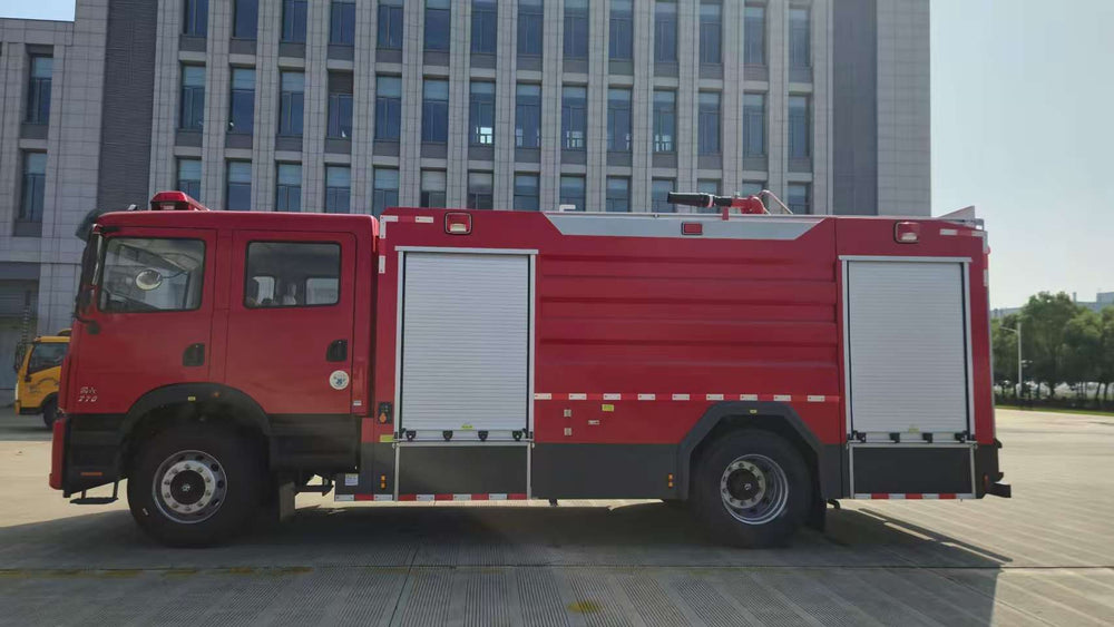 Dongfeng 10-Cubic-Meter Foam Fire Truck
