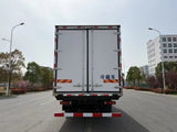Dongfeng 6.8-meter  refrigerated truck