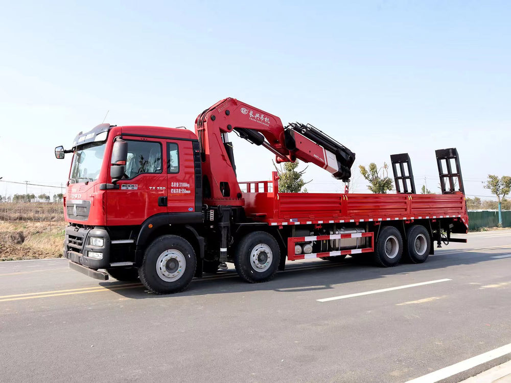 Sinotruk Howo 25-ton Knuckle Arm Truck Crane