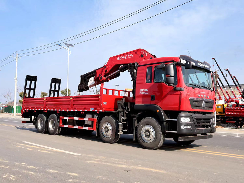 Sinotruk Howo 25-ton Knuckle Arm Truck Crane