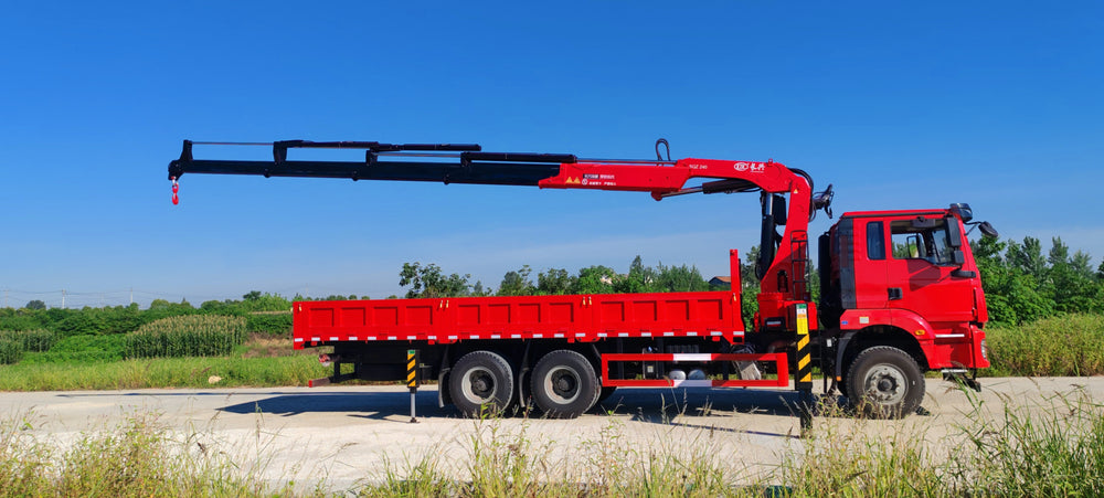 Shaanxi Automobile Delong 12-ton Knuckle Arm Truck Crane