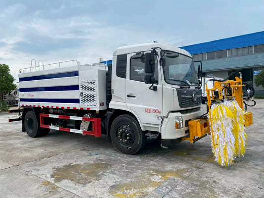 DongFeng 13m³ Guardrail Cleaning Truck