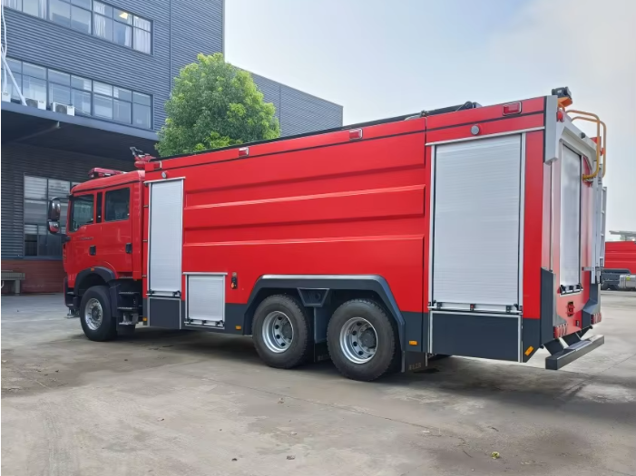 Howo 16 cubic meters aerial ladder fire truck