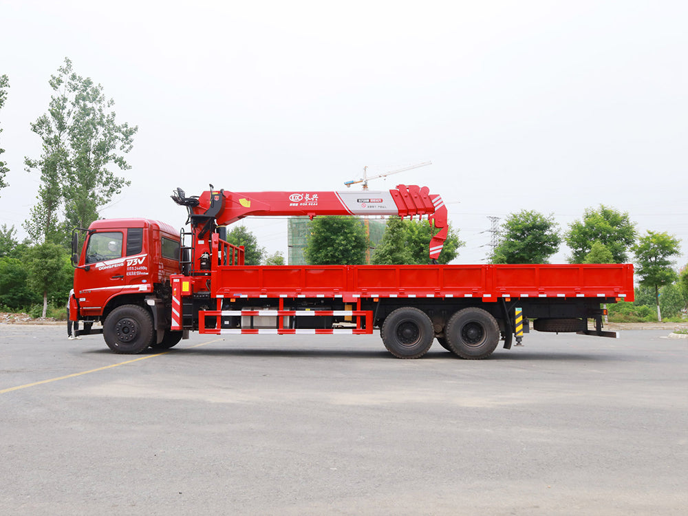 Dongfeng D3V 6*4 12-ton truck-mounted crane