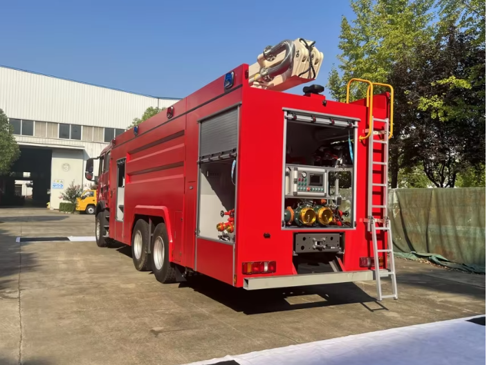 Howo 16 cubic meters aerial ladder fire truck