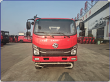 Dongfeng 4WD Forest Firefighting Sprinkler Truck