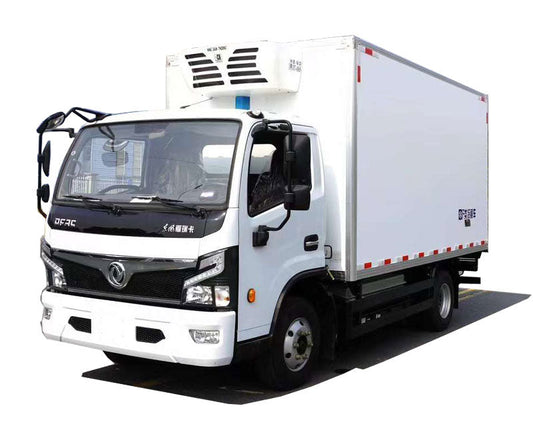 DongFeng 4X2 Refrigerator Truck van length 4m