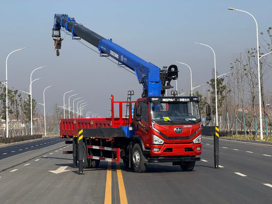 FAW 220HP 8-10T Telescopic Boom Crane